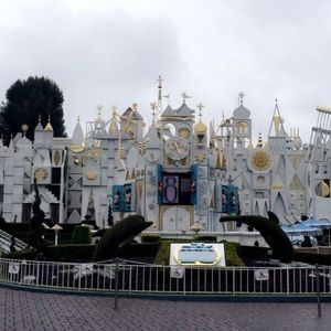 Meet your Posher, Mia